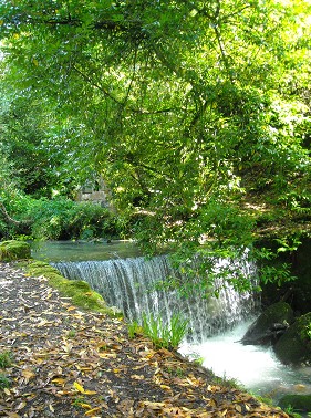 Menacuddle Holy Well